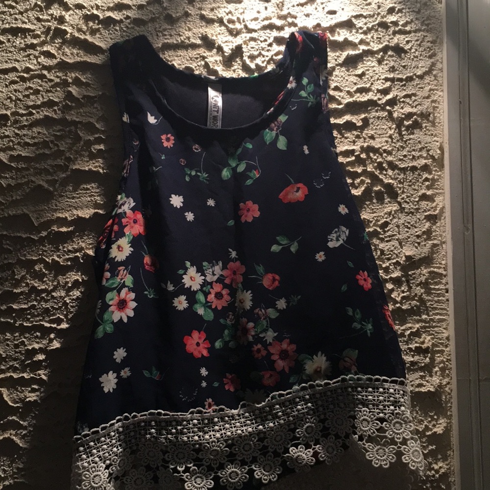 Blue floral print tank top.